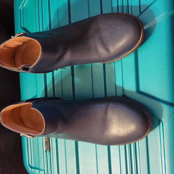 Bionic Booties - Picture 3 of 7